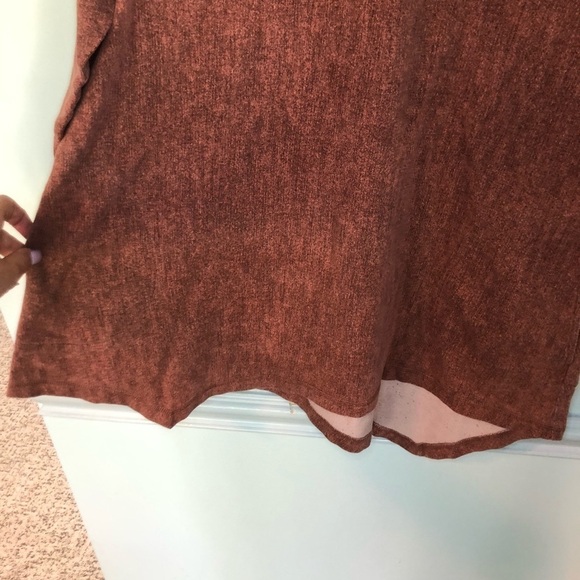 LOGO Lounge Burnt Orange Long Sleeve Asymmetrical Sweater Size Medium - Picture 5 of 12